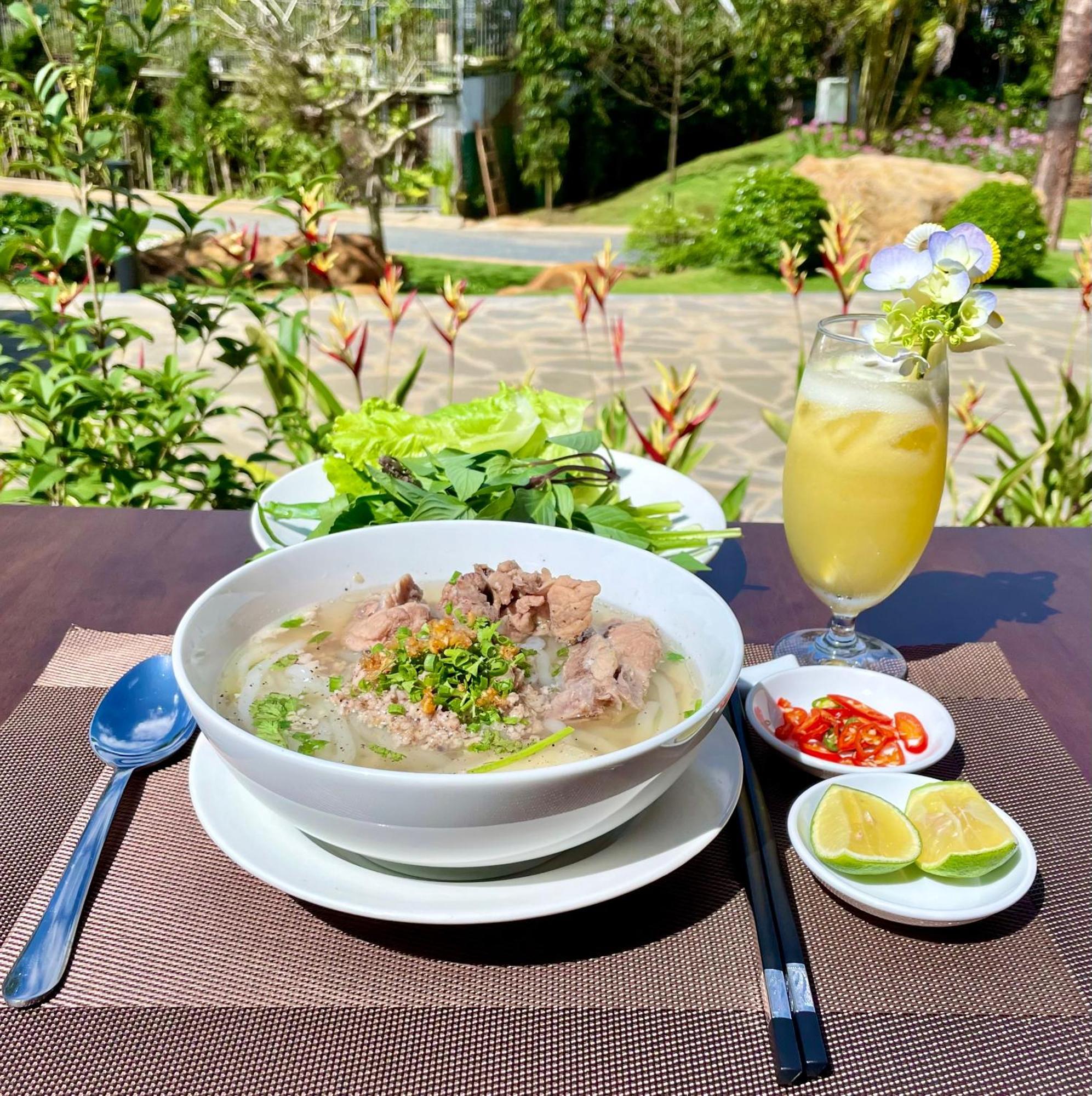 Sunflower Hotel & Resort Bao Loc Luaran gambar